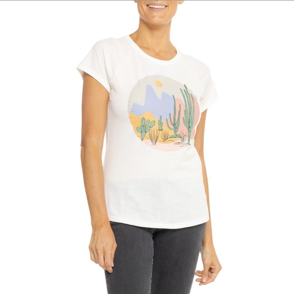 BearPaw M-L-XL Crewneck Desertscape Graphic Front Cotton Blend Short Sleeve Tee